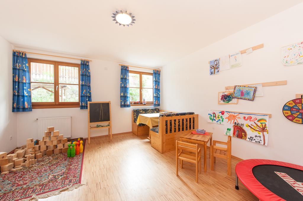Residence Pichlerhof Rasun di Sopra Room photo